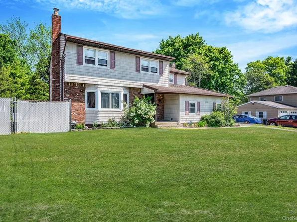 1335 August Road, North Babylon, NY 11703