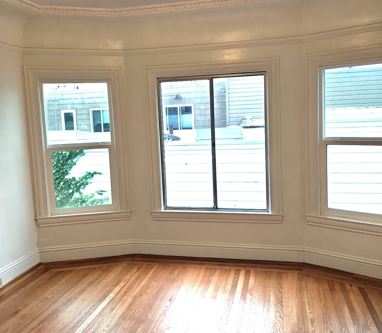 1 bed, 766 sqft, $4,075 — Photo 3