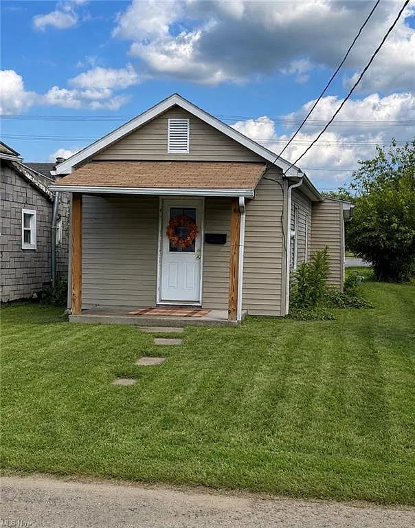 2224 Hoge Avenue (sean) - 1 — Photo 1