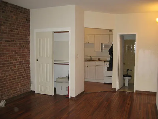 Rented by Magnone Real Estate | media 9