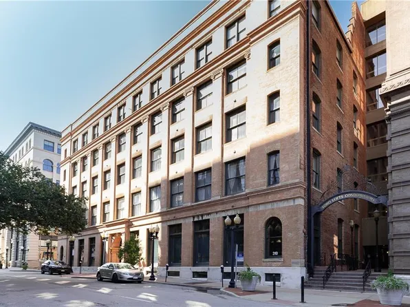 308 W 8th St APT 505, Kansas City, MO 64105