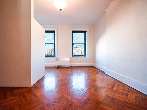 3rd image of 281 Carroll St #3