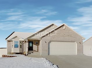 2192 S 825 E, Clearfield, UT 84015