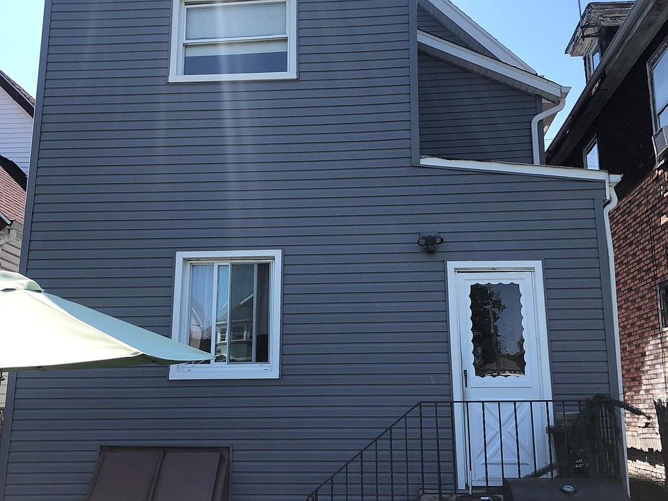 2nd image of 221 Taylor St