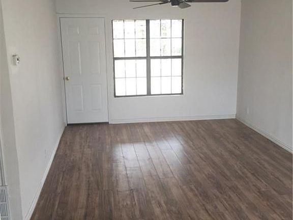 5th image of 3030 Millmar Dr