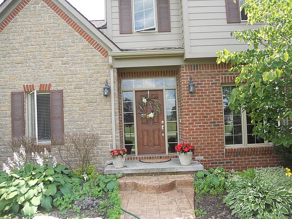 3rd image of 383 Baintree Blvd