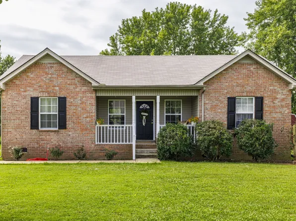 115 Kenwood Dr, Portland, TN 37148