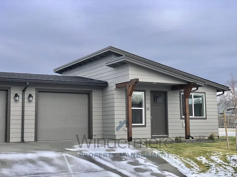 Avery Estates — Photo 12