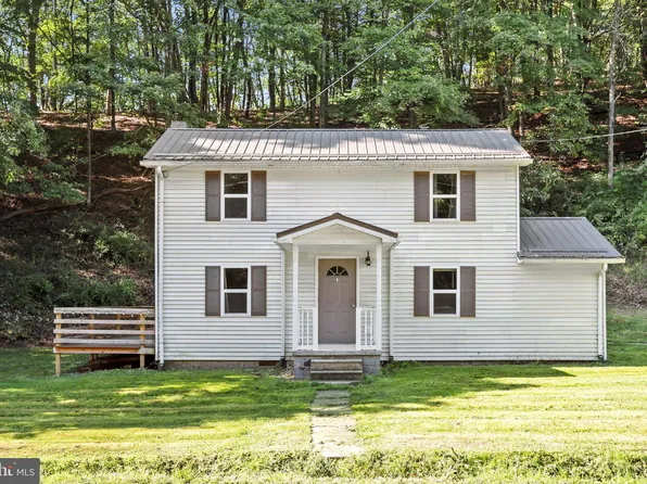 3454 Old Furnace Rd, Ridgeley, WV 26753