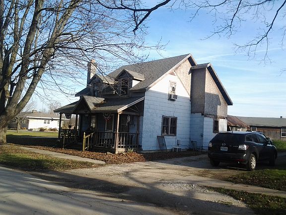 3rd image of 6440 Main St