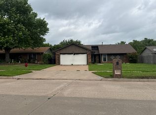 6713 SW Drakestone Blvd, Lawton, OK 73505