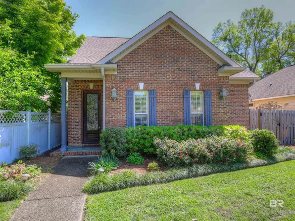 119 Kensington Ct, Fairhope, AL 36532