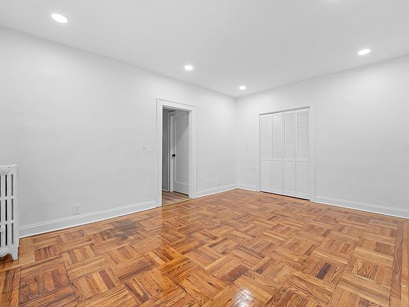 5th image of 264 Revere Ave #1