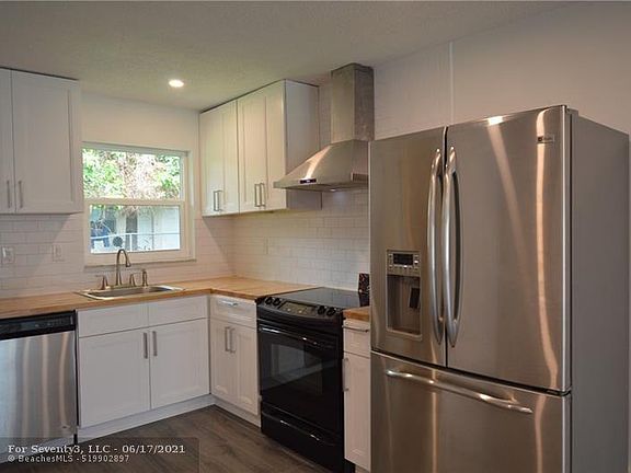 3rd image of 7900 NW 37th Dr #1