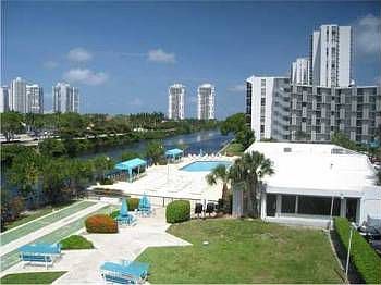 4th image of 3475 N Country Club Dr APT 714
