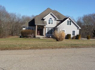 49 Lane Gate Rd, Wappingers Falls, NY 12590