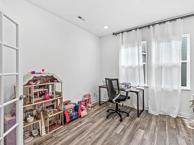 2240 Bauer Creek Dr — Photo 23