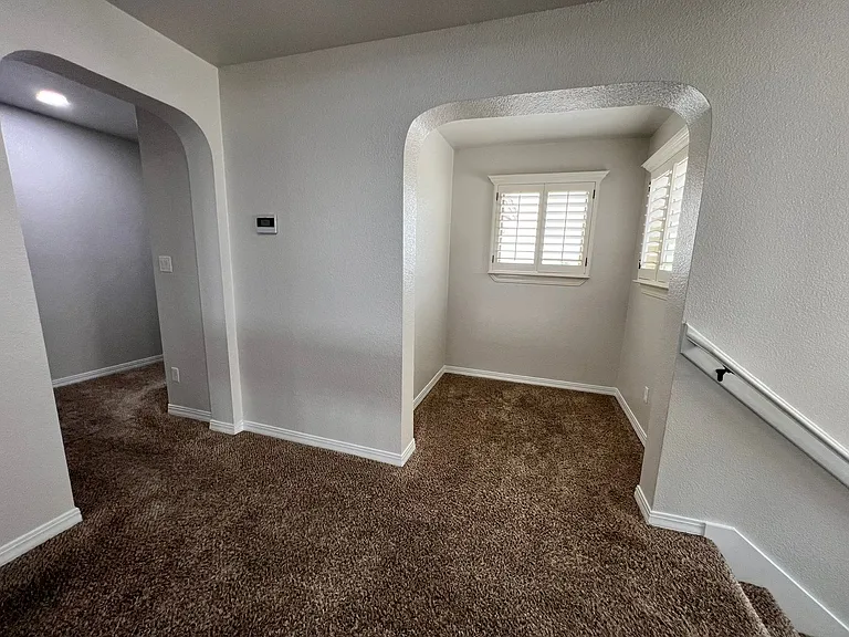 476 Gold Crown Rd — Photo 14