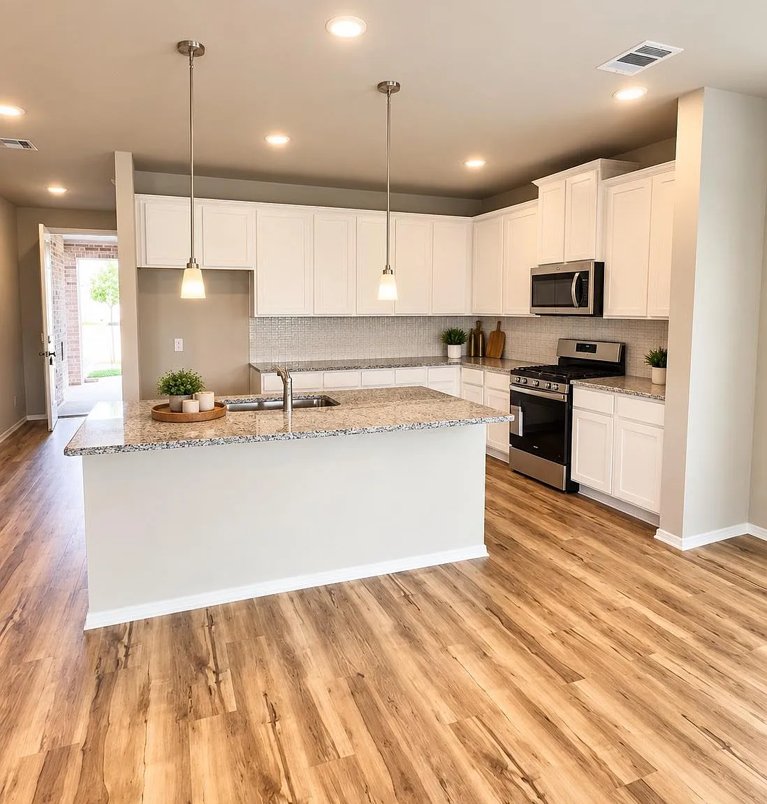 4 bed, 3.0 bath, $2,600 — Photo 4