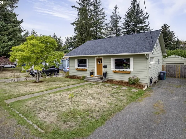 8749 NE Humboldt St, Portland, OR 97220