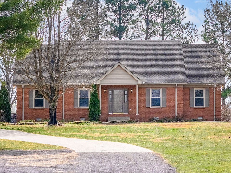 1st image of 300A Governor Hall Rd