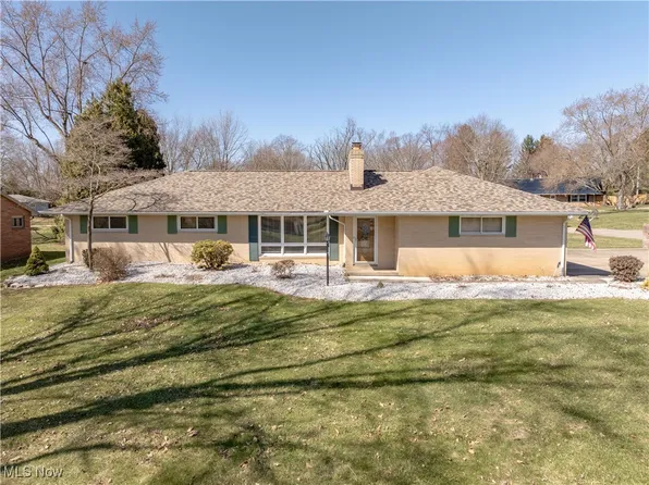 5830 Glyn Ave NW, North Canton, OH 44720