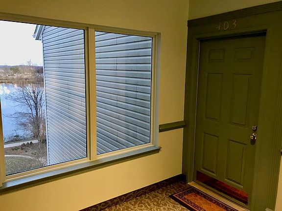 5th image of 6561 Grange Ln Unit 403