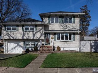 86 Woodside Ave, Hasbrouck Heights, NJ 07604