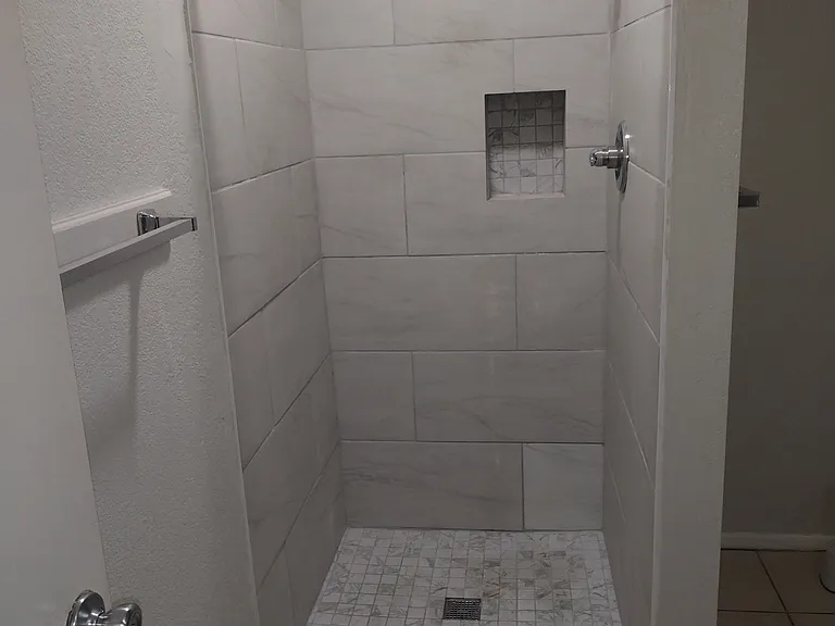 13950 West Dr — Photo 3