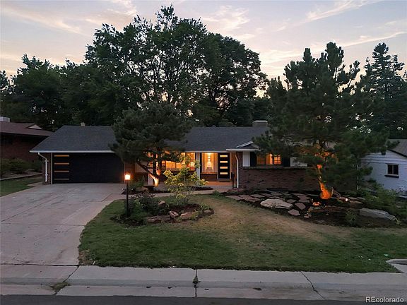 2nd image of 3851 S Hillcrest Drive