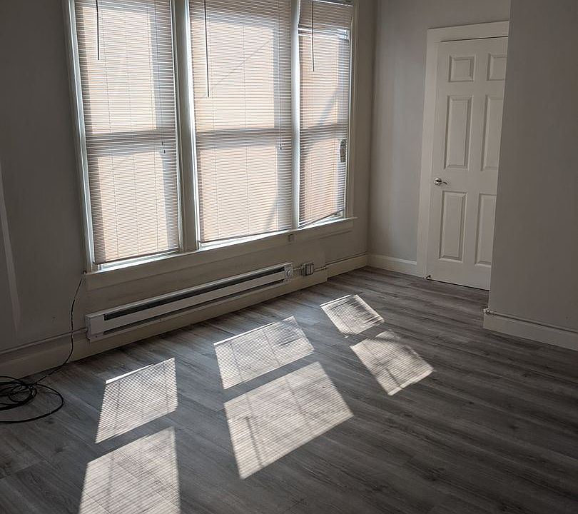 1st image of 758 Jackson St #101