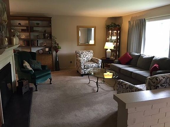 2nd image of 4380 Winchester Dr
