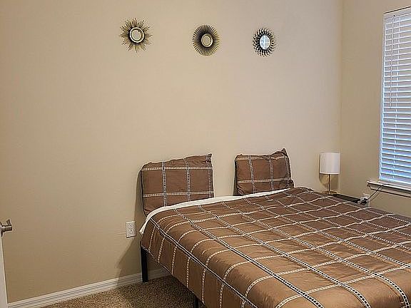 BEDROOM 1 WITH CLOSET