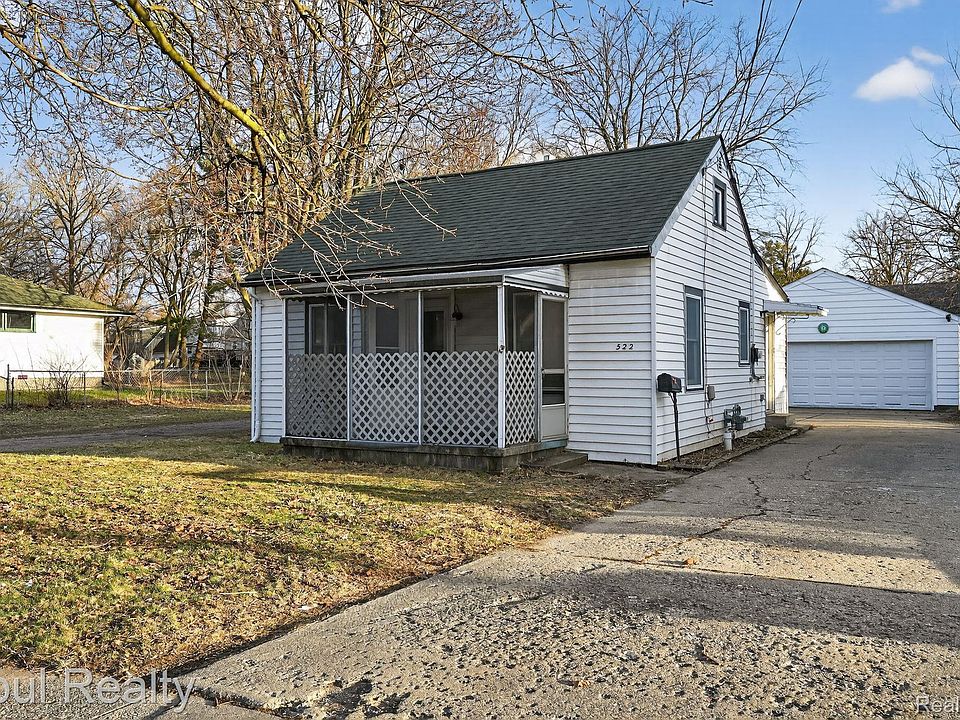 1st image of 522 E Cavanaugh Rd