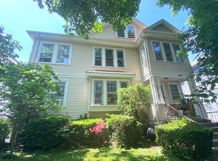 23 Menotomy Rd UNIT 1, Arlington, MA 02476