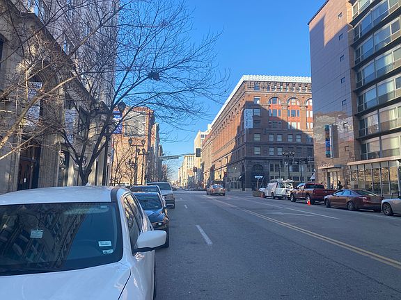 4th image of 1123 Washington Ave