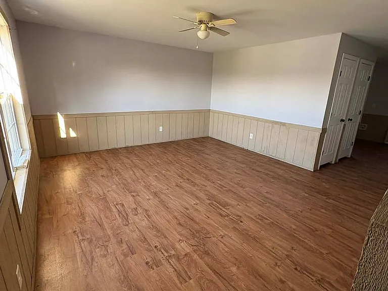 13478 Fountain Run Rd — Photo 3