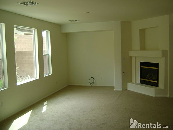 3rd image of 9139 Mountain Maple Ct