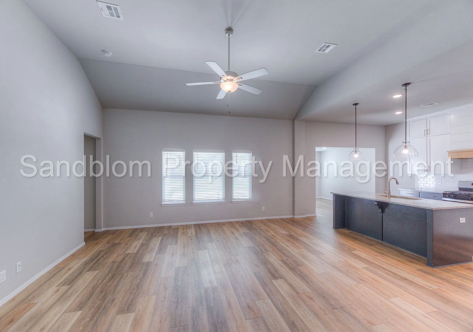 For Lease | Bixby | Available Now! — Photo 4