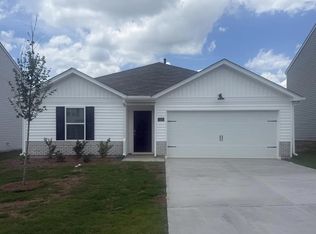 216 Olive Branch St, Sanford, NC 27332