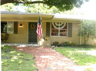 1225 N Cleveland Ave, Stephenville, TX 76401