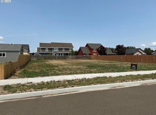 10604 Greg Ln, La Grande, OR 97850