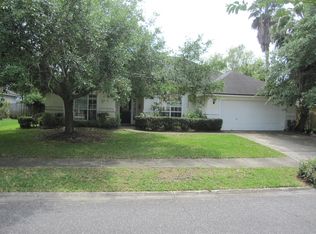 2071 Thornhill Dr, Fleming Island, FL 32003