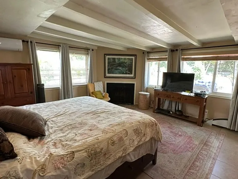 2443 Fire Mountain Dr — Photo 5