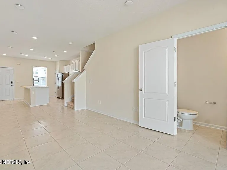 592 Running Woods St — Photo 6