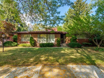 18941 Huntington Ave, Harper Woods, MI, 48225