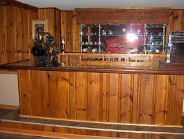 Wet Bar in Basemente