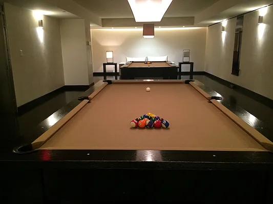 Rented by NY NY Condo, Inc | media 9