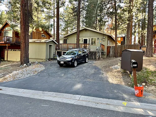 1914 Brule St Photo 1