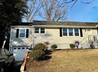 4105 Knowles Ave, Kensington, MD 20895